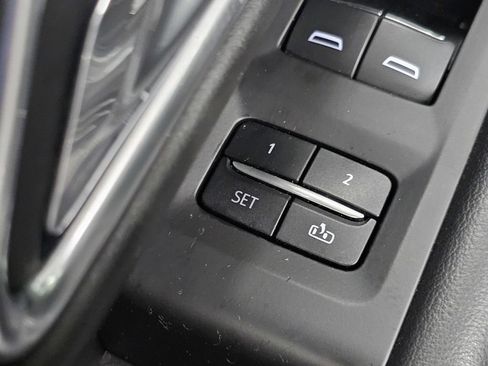 Used 2021 Chevrolet Tahoe Premier w/ Premium Package AWD/4WD image 37