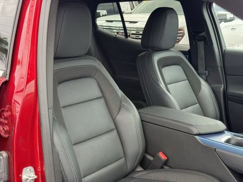 Used 2025 Chevrolet Equinox EV LT w/ Convenience Package FWD image 18