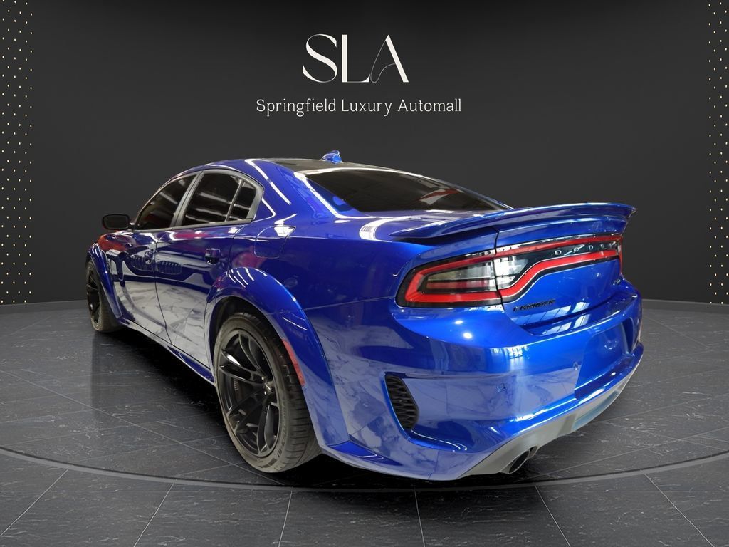 Used 2022 Dodge Charger SRT Hellcat w/ Carbon/Suede Interior Package RWD image 5