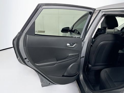 Used 2023 Hyundai Kona SE image 25