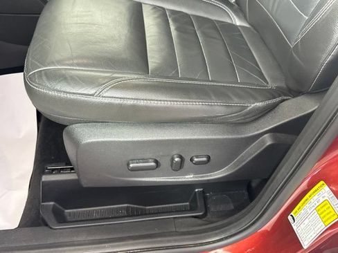 Used 2015 Ford Escape Titanium w/ Equipment Group 301A FWD image 12