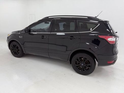 Used 2018 Ford Escape SEL image 37