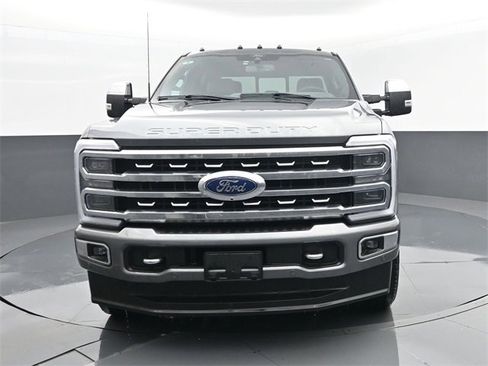 Used 2024 Ford F350 Platinum image 25