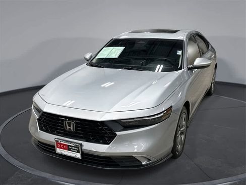 Used 2023 Honda Accord EX image 1