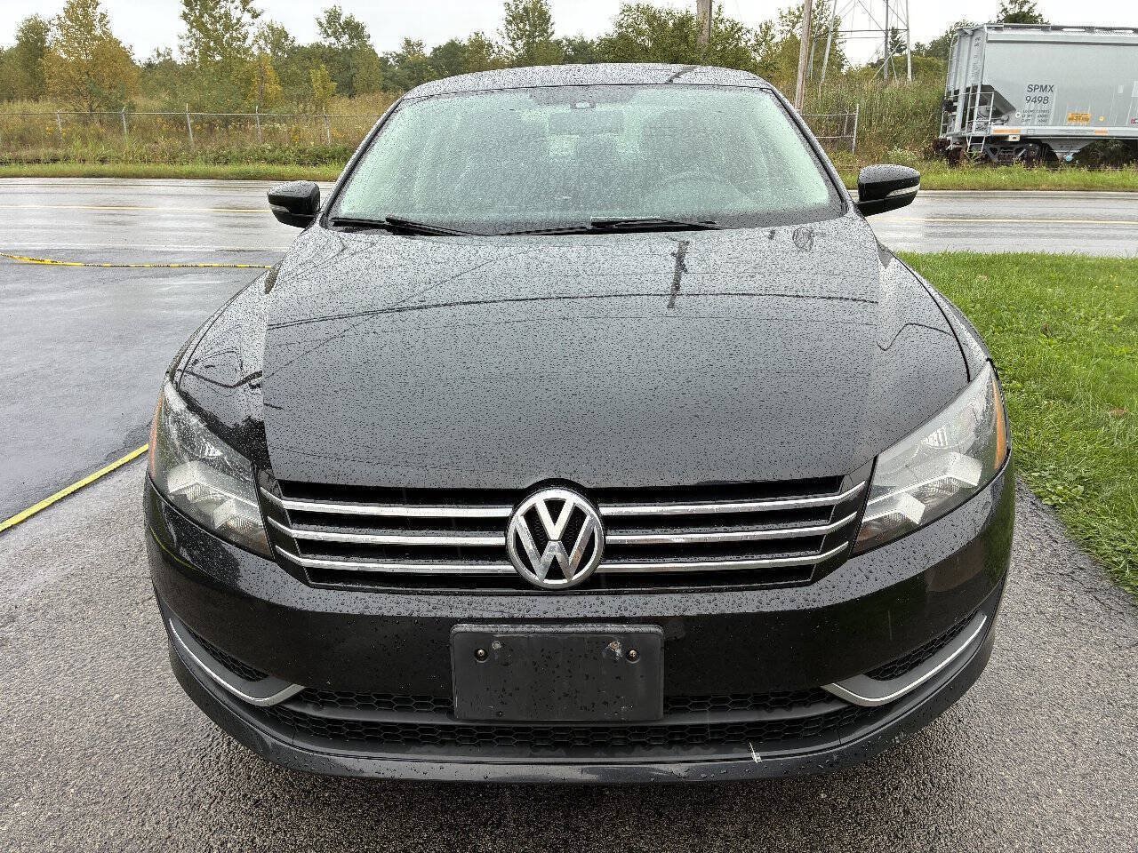 Used 2013 Volkswagen Passat 2.5 SE FWD image 10