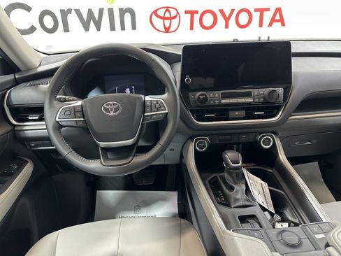 New 2026 Toyota Grand Highlander XLE image 22
