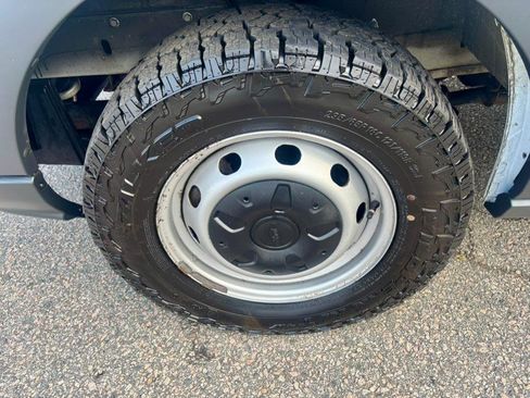 Used 2018 Ford Transit 250 130 Low Roof image 29