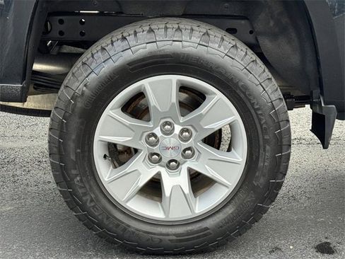 Used 2018 GMC Canyon SLE w/ SLE Convenience Package image 13