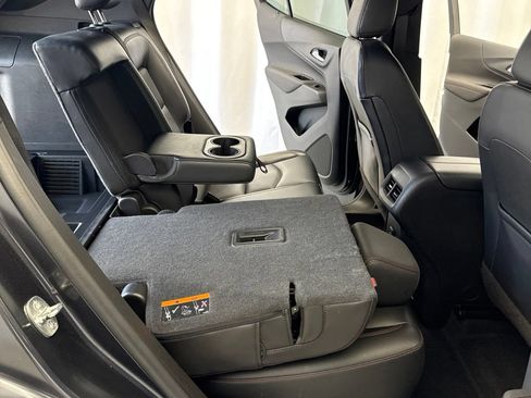 Used 2022 Chevrolet Equinox RS w/ RS Leather Package AWD/4WD image 38