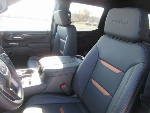 New 2026 GMC Sierra 1500 AT4 image 14