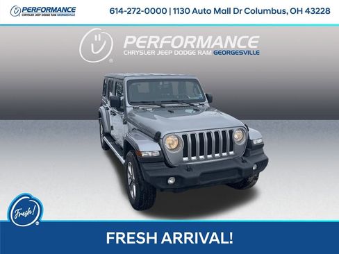 Used 2018 Jeep Wrangler Unlimited Sahara w/ Uconnect 4C Nav & Sound Group image 1