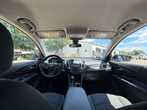 Used 2024 Chevrolet Equinox LT FWD image 26