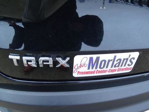 Used 2025 Chevrolet Trax LT image 10