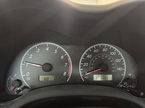 Used 2013 Toyota Corolla LE image 6