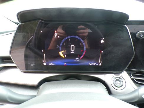 Used 2025 Chevrolet Trax ACTIV w/ Driver Confidence Package FWD image 24