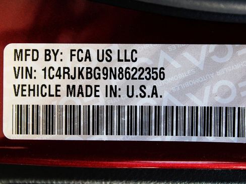 Used 2022 Jeep Grand Cherokee L Limited w/ Luxury Tech Group II AWD/4WD image 39