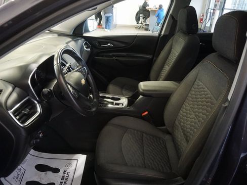 Used 2018 Chevrolet Equinox LT w/ Sun & Infotainment Package image 21