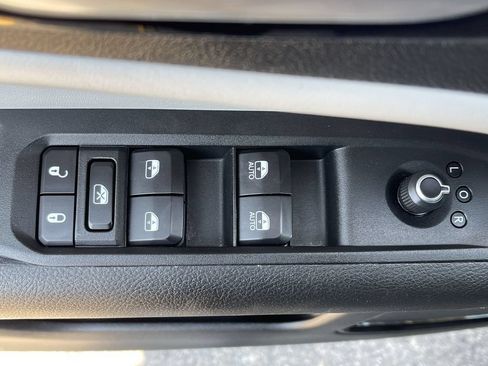 Used 2024 Jeep Compass Limited AWD/4WD image 26
