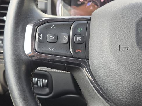 Used 2024 RAM 2500 Limited AWD/4WD image 32