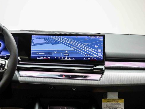 Used 2026 BMW i5 eDrive40 w/ M Sport Package image 15