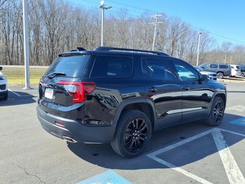 Used 2023 GMC Acadia SLE w/ Elevation Edition AWD/4WD image 5