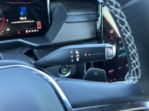 Used 2024 GMC Acadia Denali w/ Super Cruise Package image 19