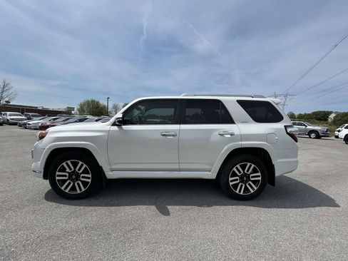Used 2019 Toyota 4Runner Limited AWD/4WD image 6
