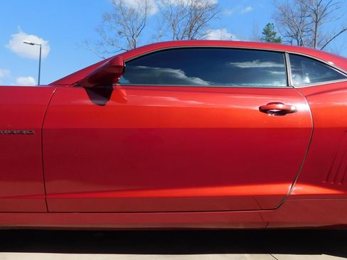 Used 2014 Chevrolet Camaro SS w/ RS Package image 11