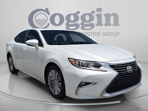 Used 2017 Lexus ES 350 FWD image 7