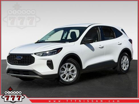Used 2025 Ford Escape Active FWD image 1