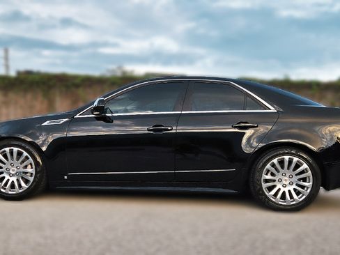 Used 2010 Cadillac CTS Premium image 7