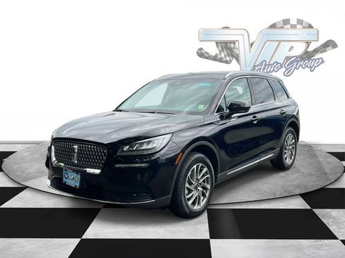 Used 2022 Lincoln Corsair AWD w/ Equipment Group 101A image 4