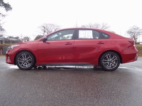 Used 2024 Kia Forte GT-Line w/ GT-Line Premium Package image 2