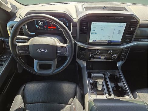 Used 2022 Ford F150 Lariat image 16