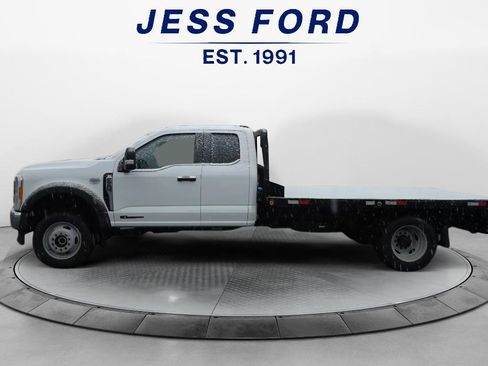 Used 2023 Ford F550 4x4 SuperCab Super Duty image 2