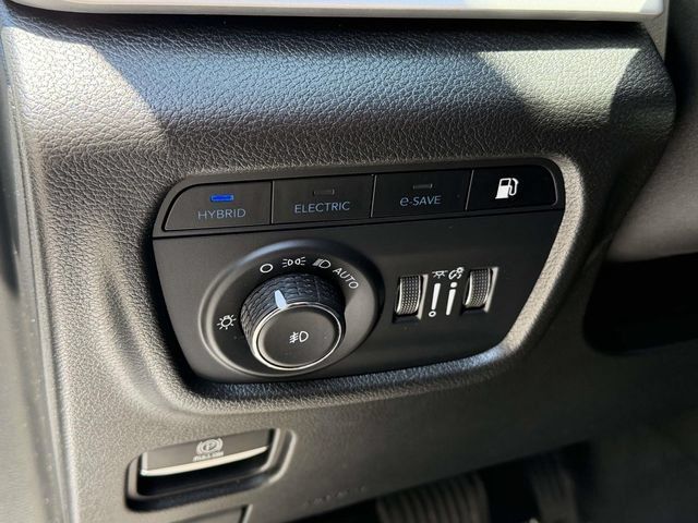 Used 2023 Jeep Grand Cherokee 4WD 4xe w/ Luxury Tech Group II image 26
