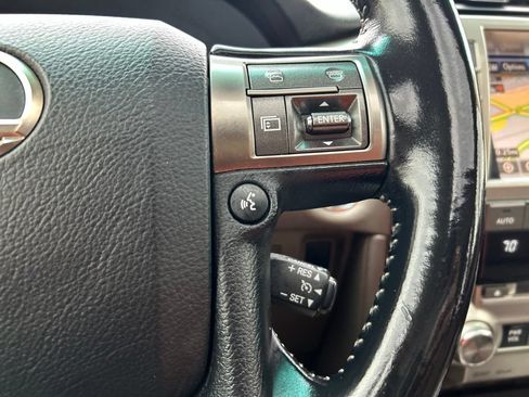 Used 2018 Lexus GX 460 Premium w/ Premium Package AWD/4WD image 28