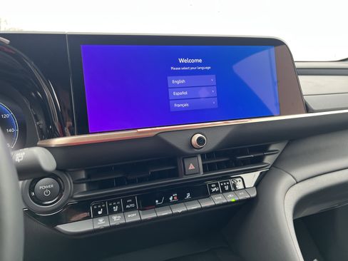 New 2026 Toyota Crown Signia image 23