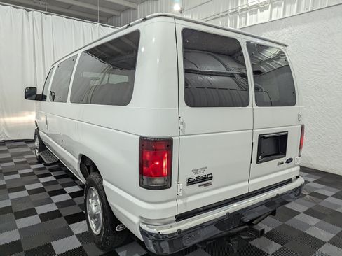 Used 2010 Ford E-350 and Econoline 350 XL RWD image 18