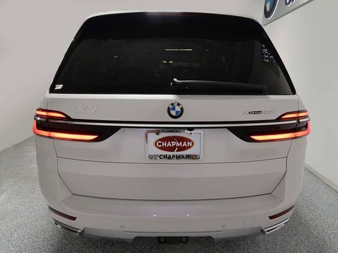 Used 2026 BMW X7 xDrive40i AWD/4WD image 4