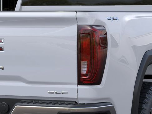 New 2026 GMC Sierra 2500 SLE AWD/4WD image 11