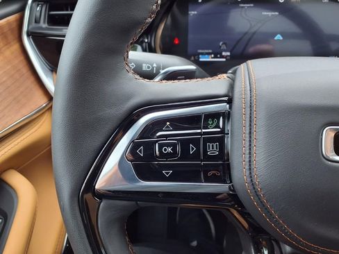 New 2026 Jeep Grand Cherokee L Summit AWD/4WD image 11