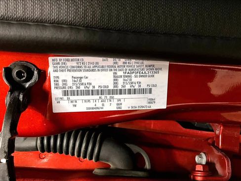 Used 2018 Ford Focus SE image 33