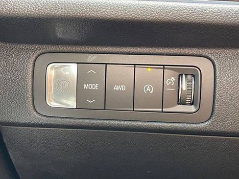 New 2026 Chevrolet Traverse Z71 w/ Driver Confidence Package AWD/4WD image 14