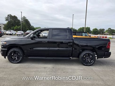 New 2026 RAM 1500 Express AWD/4WD image 4