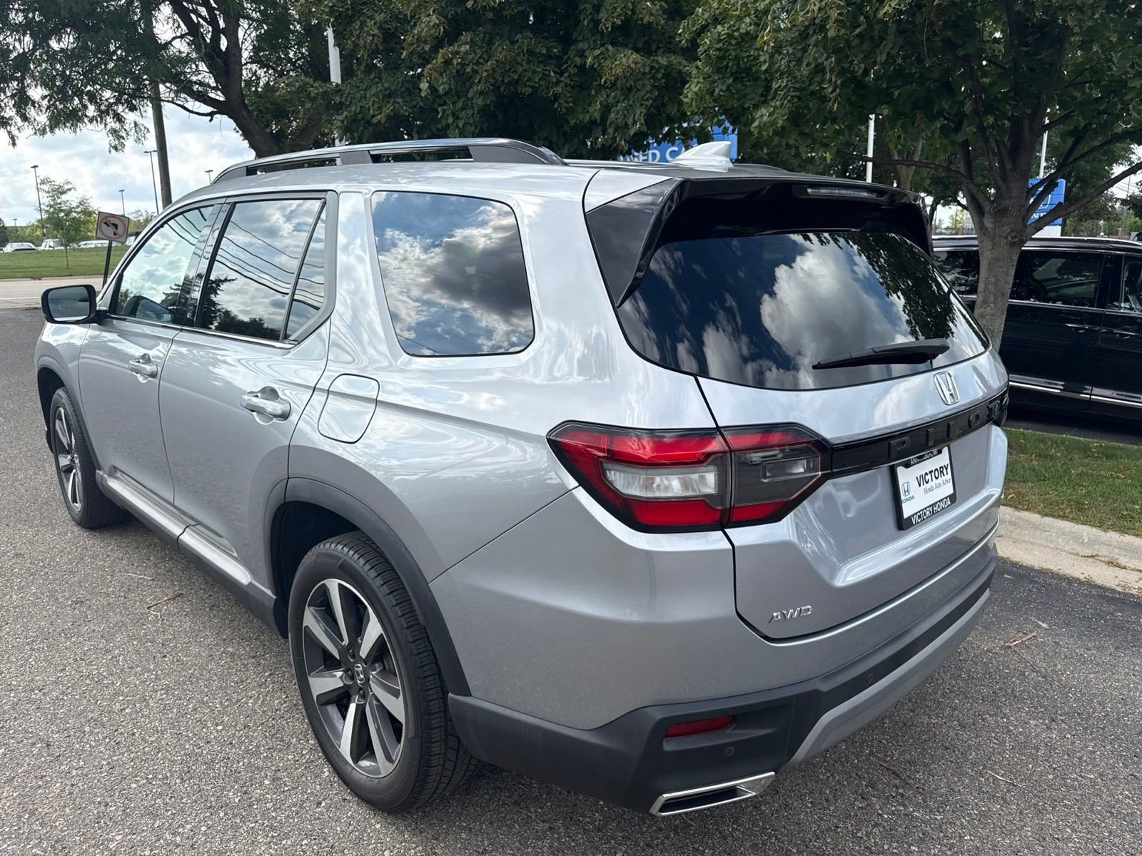 Certified 2023 Honda Pilot Touring image 12