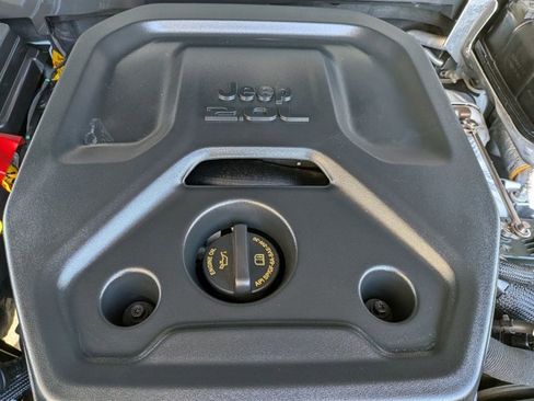 Used 2023 Jeep Wrangler Unlimited image 23