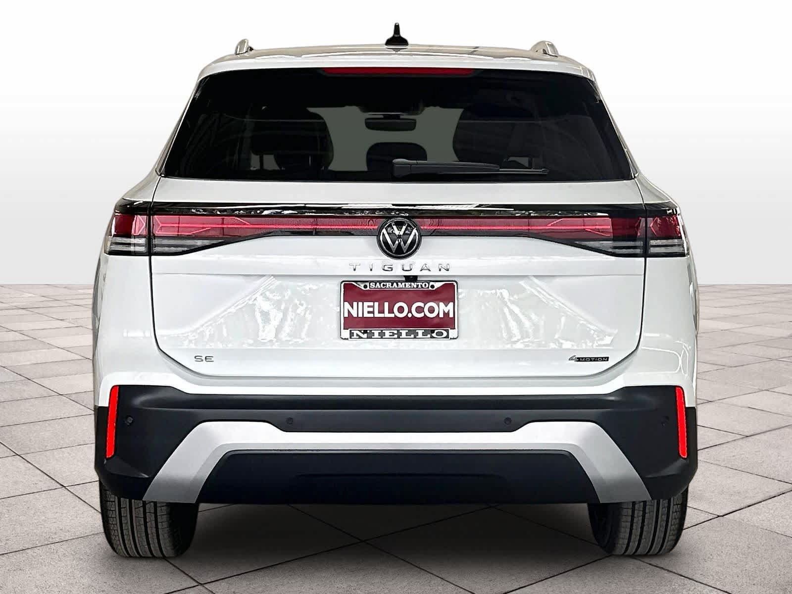 New 2026 Volkswagen Tiguan SE AWD/4WD image 4