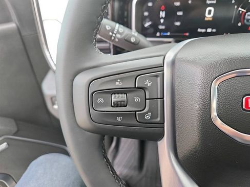 New 2026 GMC Sierra 2500 SLT w/ SLT Premium Package AWD/4WD image 17