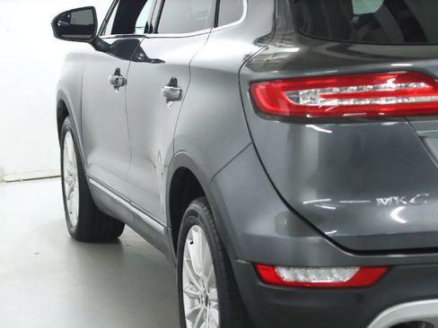 Used 2019 Lincoln MKC Premiere FWD image 41